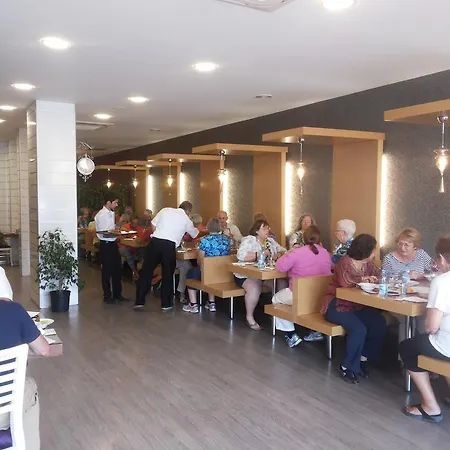Hotel Enar 3*
